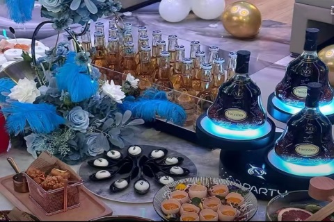 义乌KTV服务员招聘，赚的是自己的奋斗创造财富靠自己​